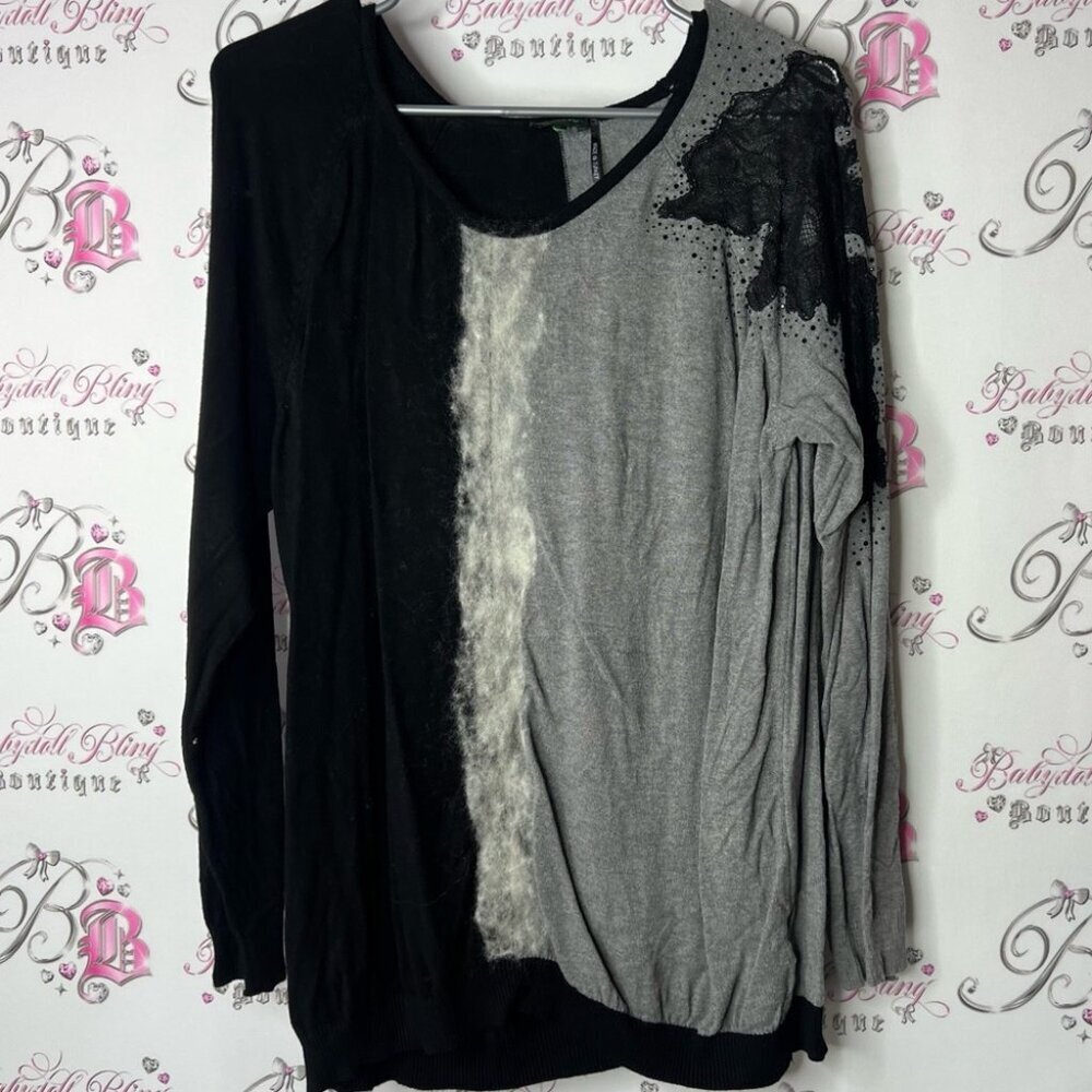 Tricotto long sleeve sweater top lace detail Black and Gray Artistic Blouse
